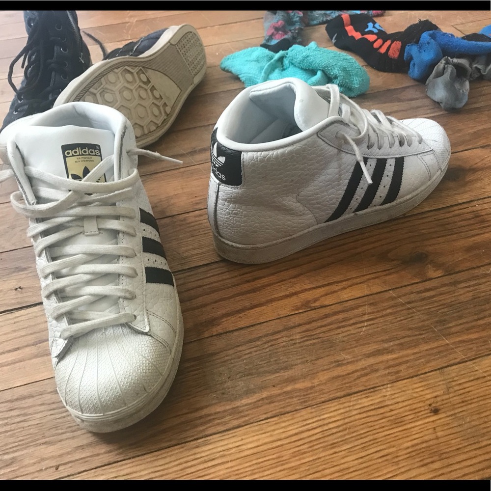 Adidas shelltops